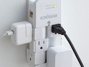 ECHOGEAR On-Wall Surge Protector with 6 Pivoting AC Outlets & 1080 Joules of Surge Protection - Low Profile Design Installs Over Existing Outlets to Protect Your Gear (White)